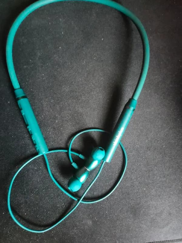 Bluetooth наушники Lenovo ThinkPlus. — Тбилиси — 30 ₾
