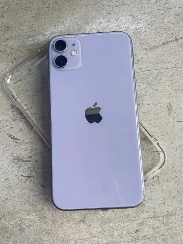 iPhone 11, 128 gb, purple, телефон в идеальном состоянии, без царапин и работает отлично. Цена 100 — Тбилиси — 1000 ₾
