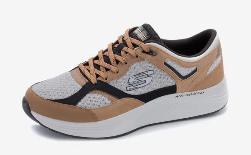 Skechers Skyline Alphaborne, размер EU 41, US 8. Очень легкие, состояние как новые. Цена 180 лари — Батуми — 180 ₾