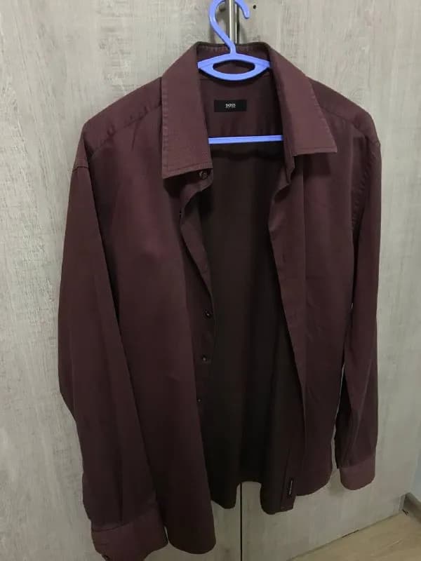 HUGO BOSS — Тбилиси — 1 015 ₾