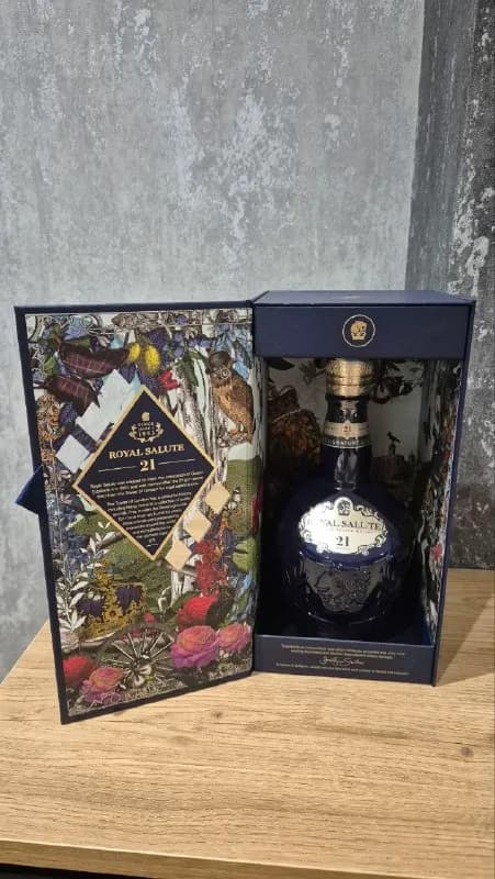 Royal Salute 21 Years Old. Оригинал, бутылка не открывалась, в фирменной подарочной коробке. Отличны — Тбилиси — 500 ₾