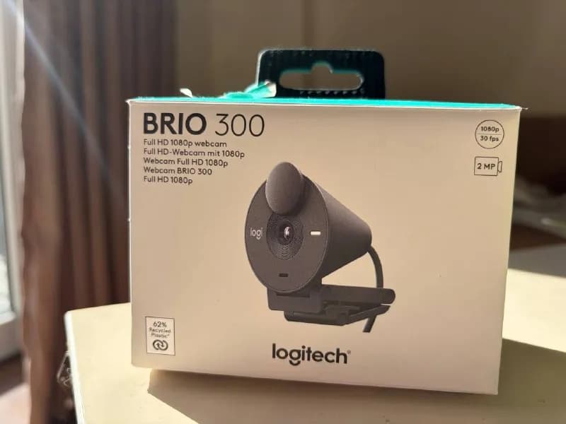 Logitech BRIO 300 Full HD 1080p — веб-камера (новая) — Батуми — 200 ₾