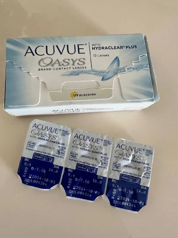 Контактные линзы Acuvue Oasys 12 штук — Тбилиси — 110 ₾