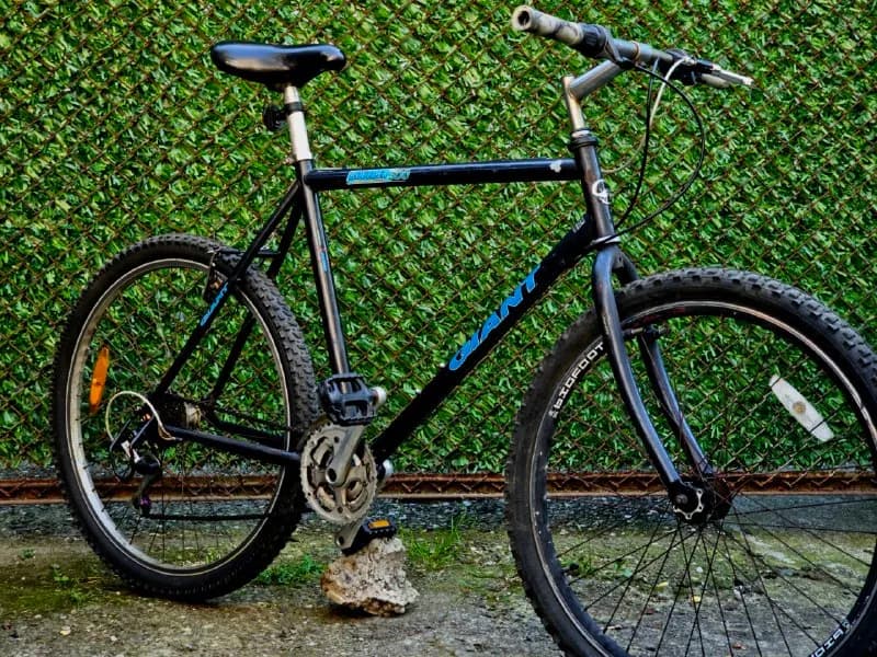 Giant Boulder [телефон]) — Батуми — 500 ₾