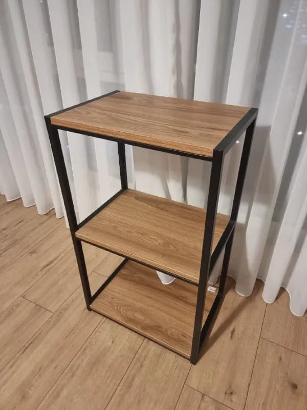 3 полки — Батуми — 80 ₾