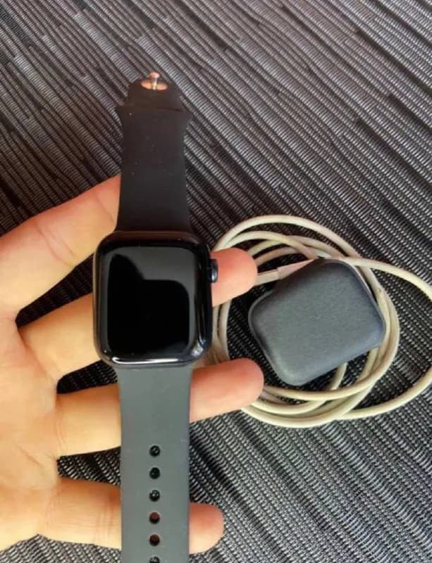 Apple Watch 8 41 mm — Тбилиси — 800 ₾