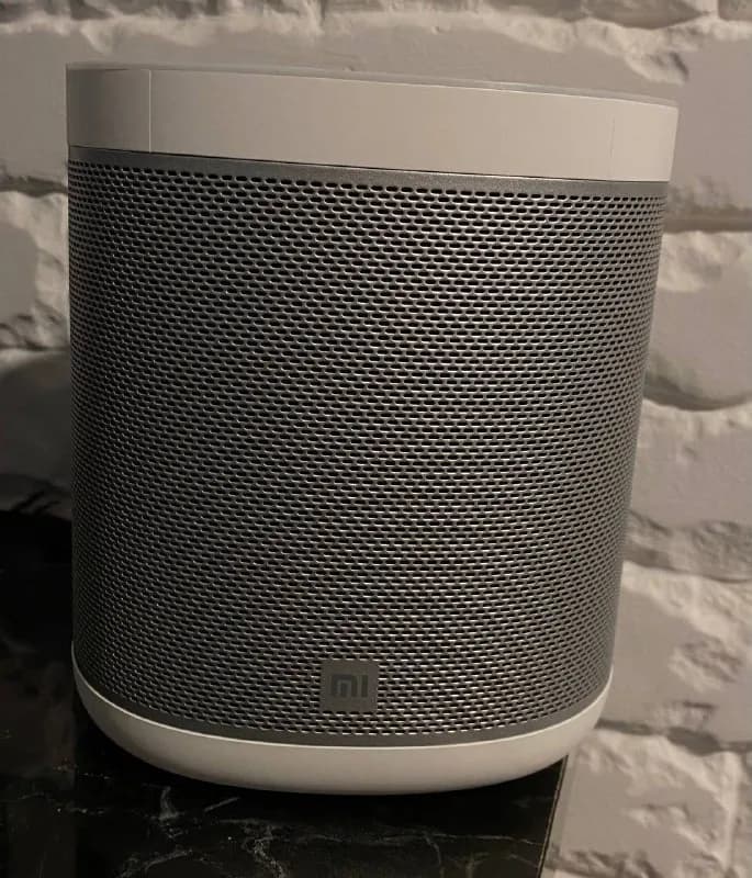 Mi Smart Speaker. Состояние как новое. Использовали ее мало. Покупалась в xaomi в октябре. Все компл — Тбилиси — 230 ₾