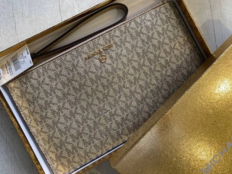 Michael Kors клатч оригинал — Тбилиси — 170 ₾