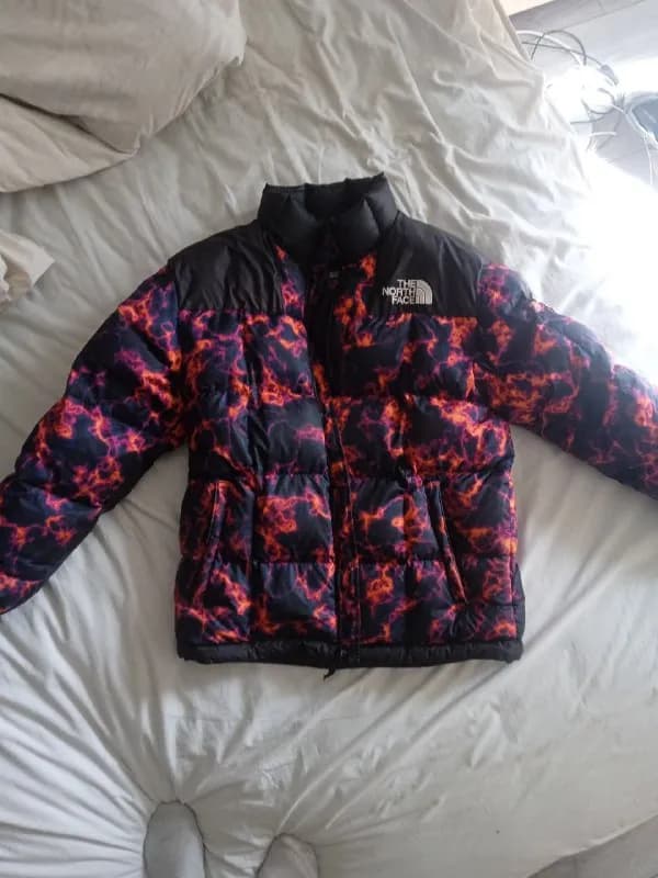 TNF 700 camo ориг размер М, срочная продажа, кого заинтересовало ставьте реакцию — Тбилиси
