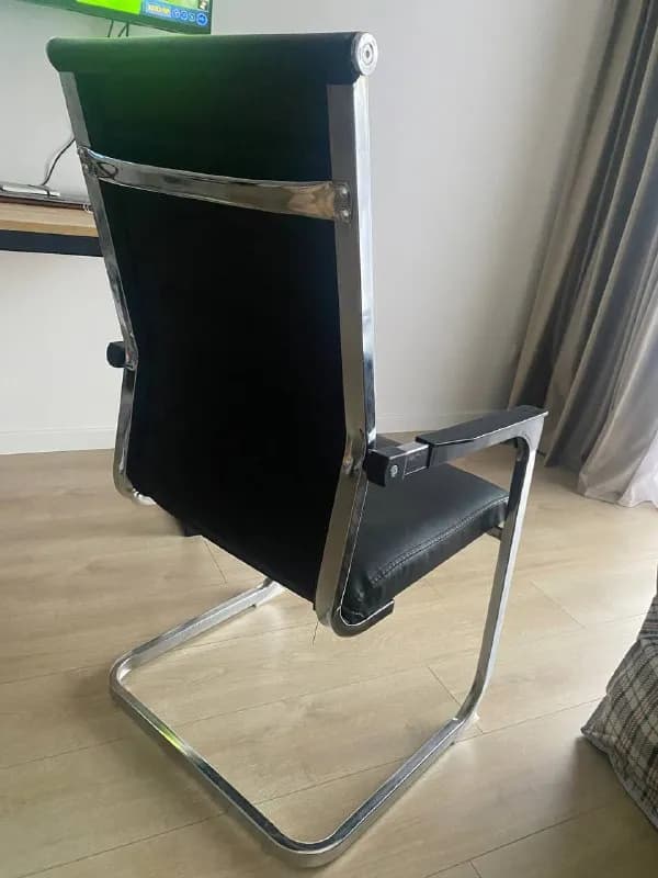 Стул — Тбилиси — 150 ₾