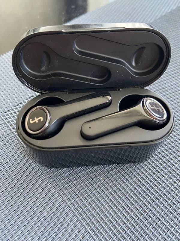 bluetooth наушники БУ — Funcl AI. Состояние 8/10. Цена новых в 2020 году была 6000р. Продаю за 40 ла — Тбилиси — 40 ₾