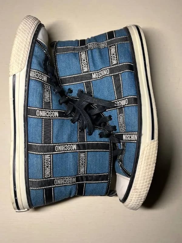 Moschino кеды — 160 лари (размер 44-45) — Тбилиси — 160 ₾