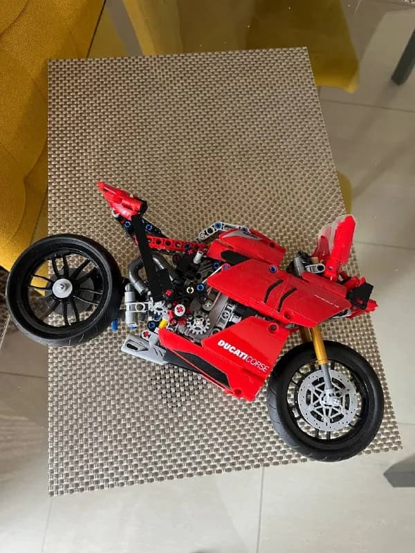 LEGO собранный мотоцикл — Тбилиси — 5 $