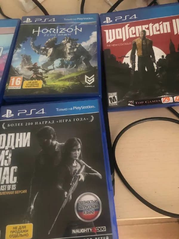 PS4 Slim 1TB + 8 игр — Тбилиси — 850 ₾