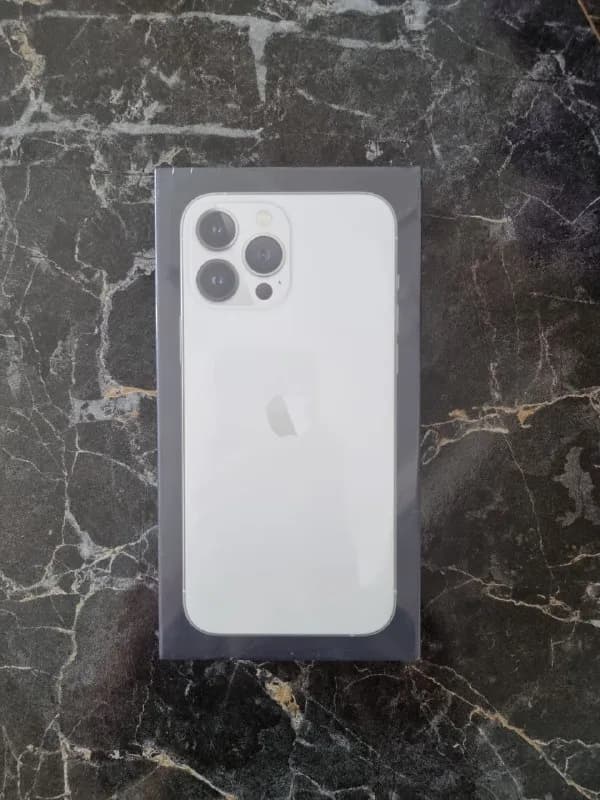 iPhone 13 Pro Max на 512 gb, за 4200₾, разумный торг уместен — Тбилиси — 4 200 ₾