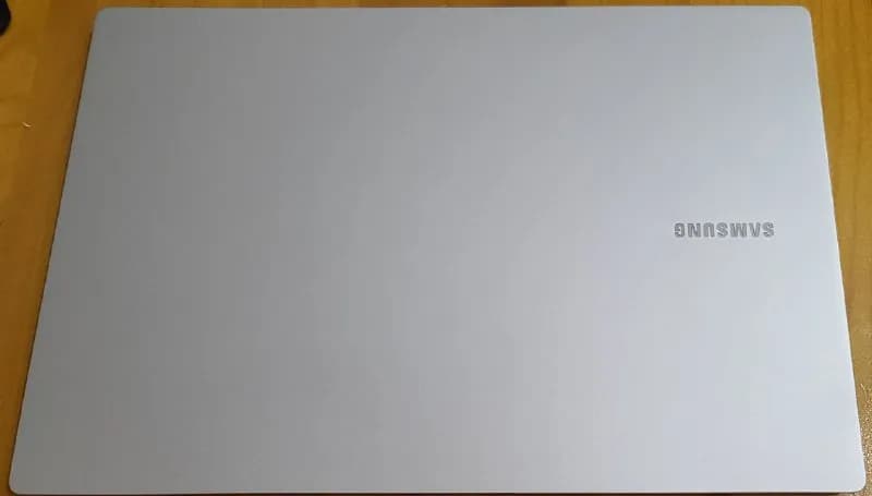 Galaxy book pro 2 на i7 — Тбилиси — 900 $