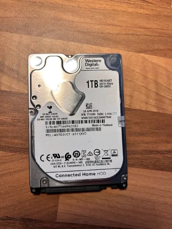 WesternDigital 1Tb, мне не подошел размер (нужен был тоньше). 100Gеl — Батуми