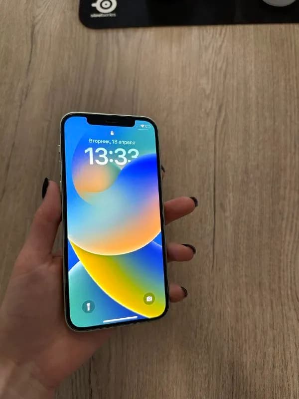 iphone 12 в очень хорошем состоянии. Никаких проблем нет, аккумулятор 88%. Продаю потому что купили — Тбилиси