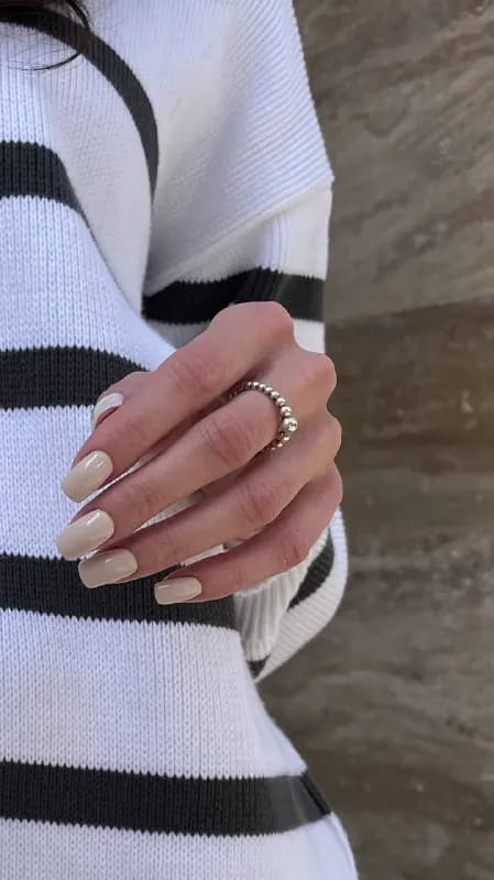crumbsash.nail — Тбилиси