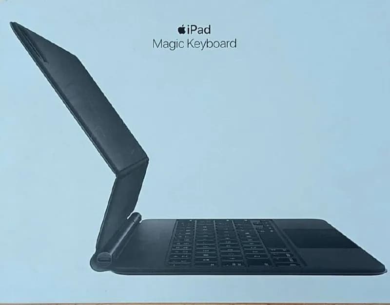 iPad Air 5 (M1) 256GB + аксессуары — Тбилиси — 2 700 ₾