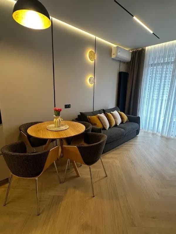 1+1 по улице Багратиони, 131а* Bagrationi Residents — Батуми — 1 000 $