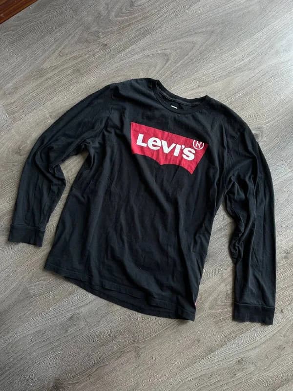 Levi’s — Тбилиси — 40 ₾