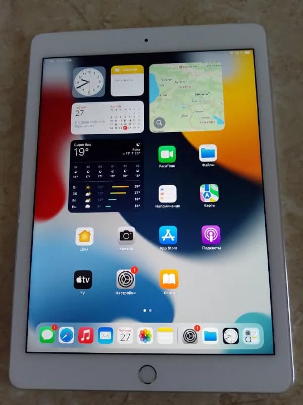 iPad Air 2 64Gb+LTE. Идеальное состояние. 480л. iPad 5 32Gb. 550л. Идеальное состояние. Пишите в — Тбилиси
