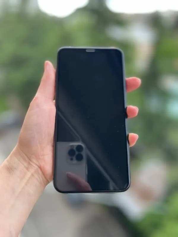 iPhone 11 Pro Max, 64 gb, все работает исправно, без проблем. Цена 1100 лар — Тбилиси — 1100 ₾