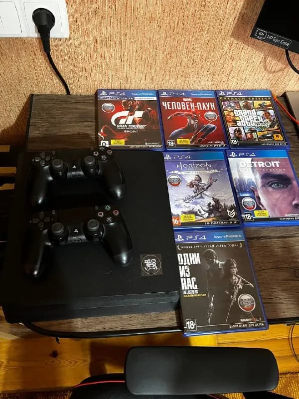 PlayStation 4 slim 1tb — Тбилиси — 800 ₾