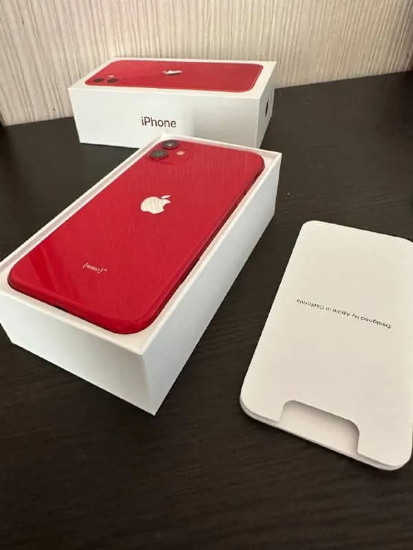 iPhone 11 (Product Red) 128 Gb в отличном внешнем состоянии. Работает без нареканий, носился в чехле — Тбилиси — 950 ₾