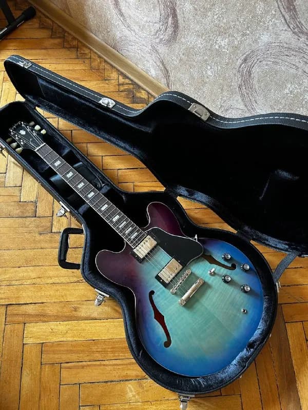 1. Гитара Epiphone ES-335 Figured Blueberry Burst + жесткий кейс thomann — 750$ — Тбилиси — 750 $