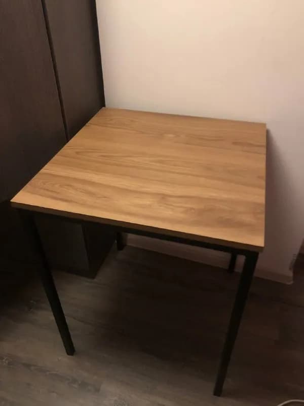 Стол 60×60 новый — Тбилиси — 100 ₾