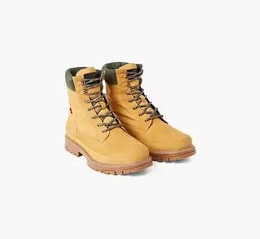 Levi’s torsten quilted boots 44 размер. 200 лари. совсем новые. — Тбилиси — 200 ₾