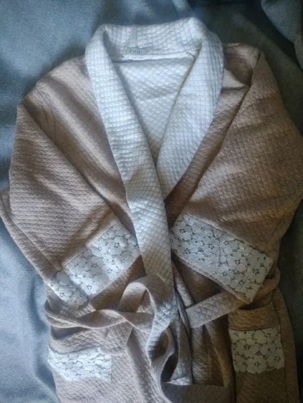 102 см, XL — 40 лари — Тбилиси — 40 ₾