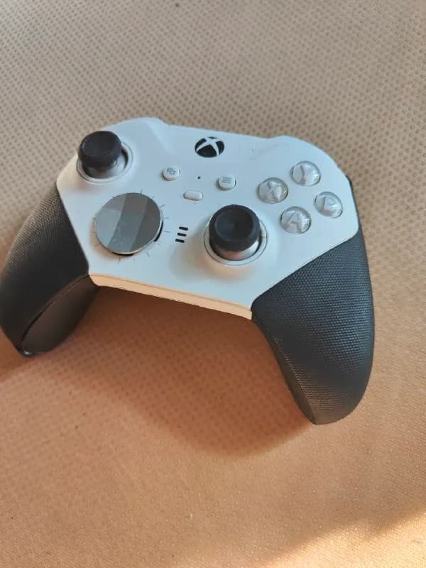 Xbox Elite Wireless Controller Series 2 и мышку Logitech MX Master 3s — Батуми — 50 ₾