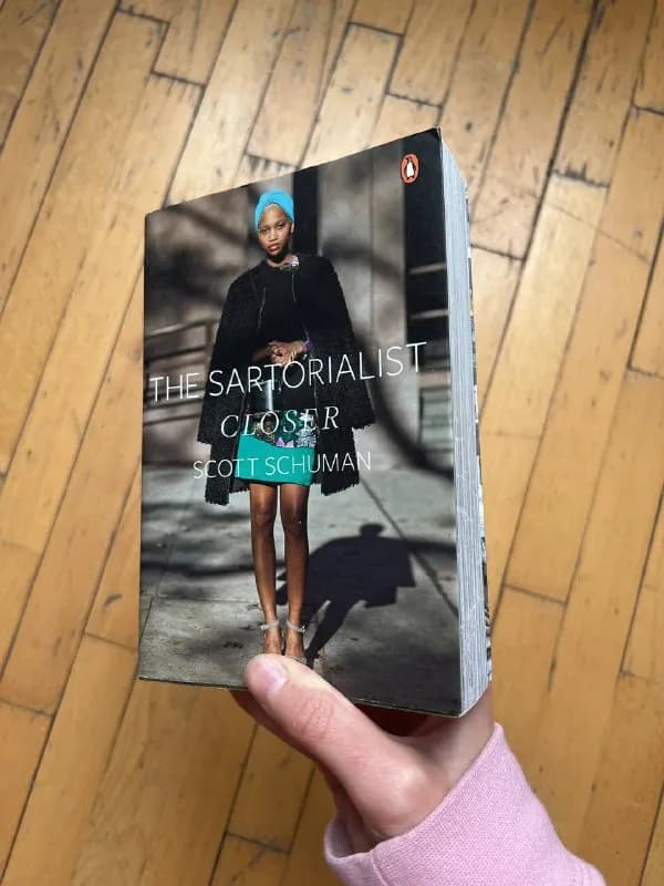 The Sartorialist: Closer by Scott Schuman — Тбилиси — 50 ₾