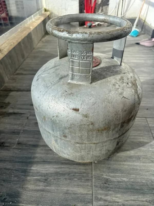 Газовый баллон заправленный — Батуми — 50 ₾