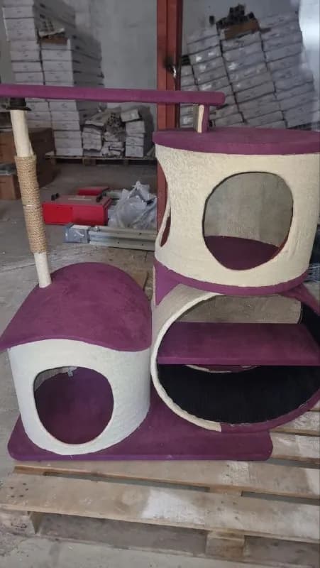 Большой дом для кошки в отличном состоянии — Батуми — 70 ₾