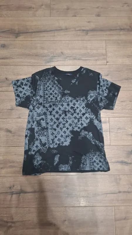 louis vuitton — Батуми — 400 ₾