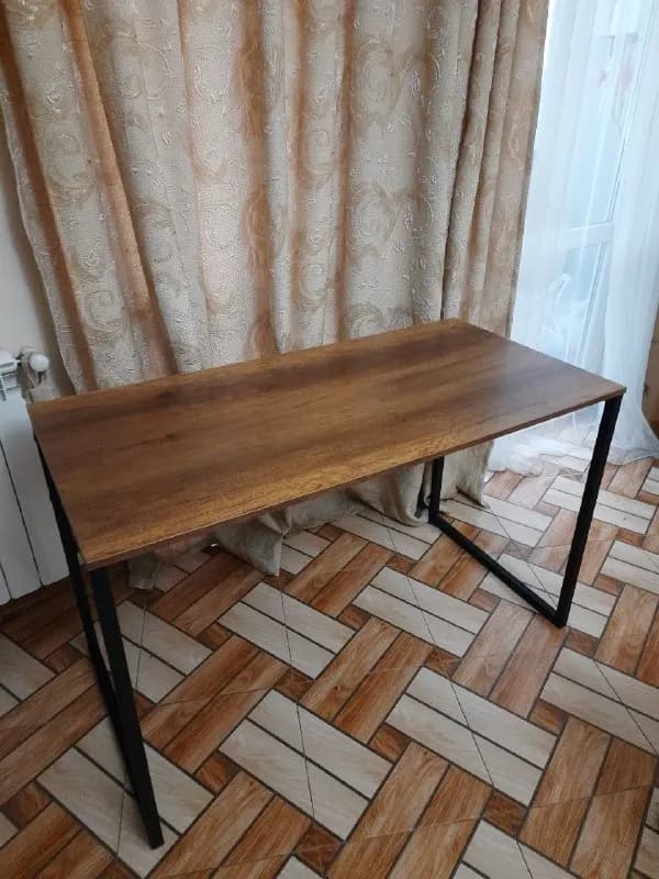 Стол офисный 120×60×75 — Батуми — 100 ₾