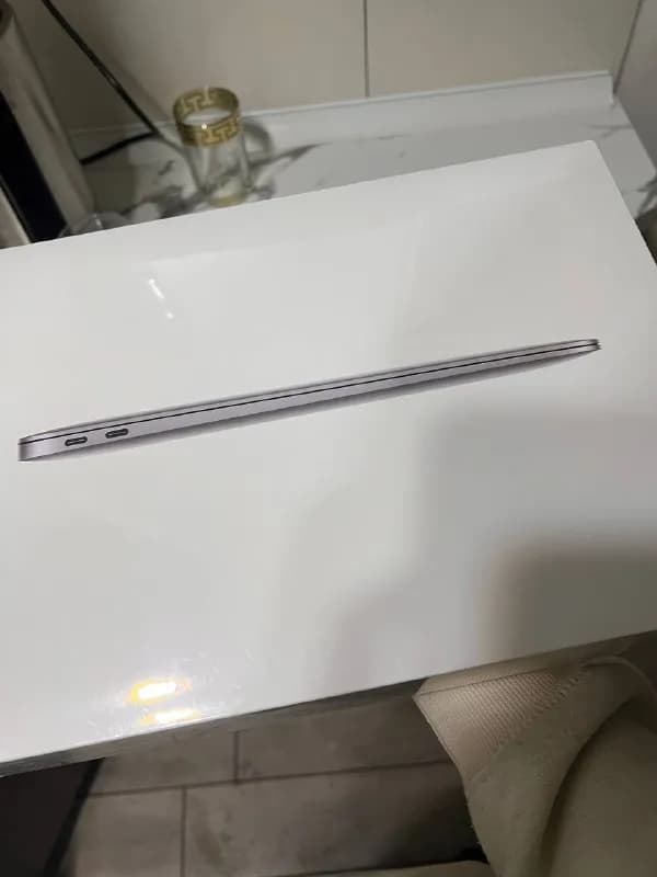 MacBook Air m1 — Тбилиси