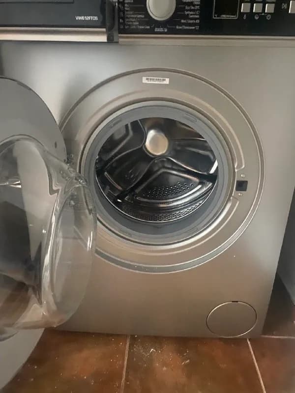 Washing Machine Vestfrost VW612FT0S 6 Kg Silver. В эксплуатации была менее 4 месяцев. В наличии име — Тбилиси — 200 $