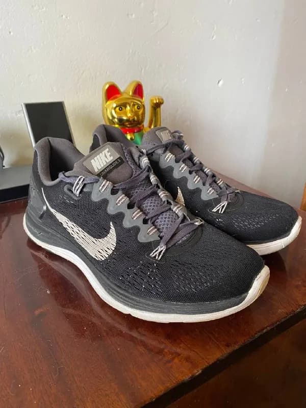 Nike, Два Мяча и Converse. — Тбилиси — 50 ₾