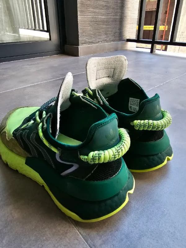 Adidas б.у, носила не долго. Размеры на фото) Зелёные 60 лари, бежевые 50 лари. Забирать в Ваке, gio — Тбилиси — 60 ₾