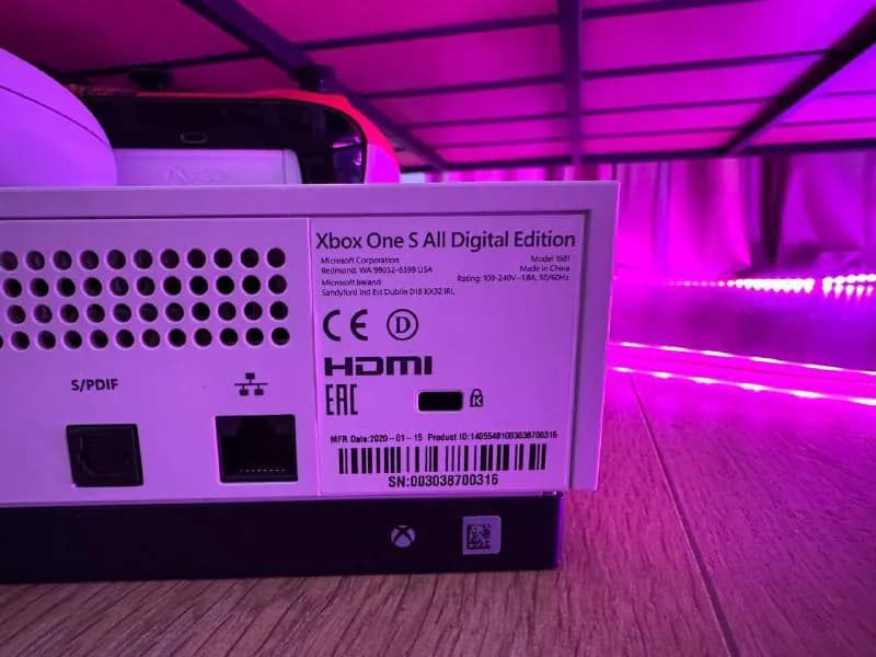 Xbox One S All Digital Edition — Тбилиси — 450 ₾