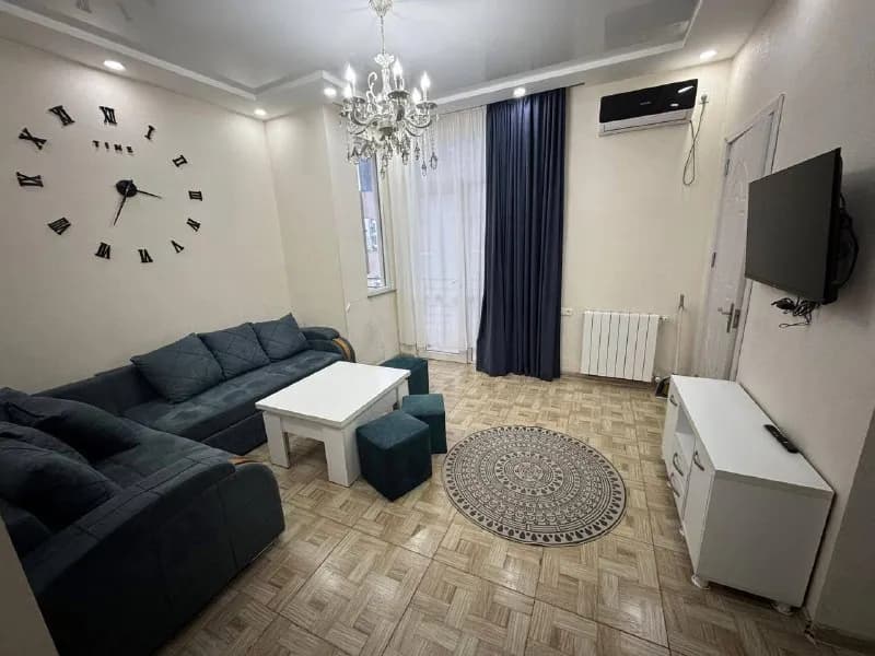 1+1 📍Пиросмани 18а — Батуми — 450 $