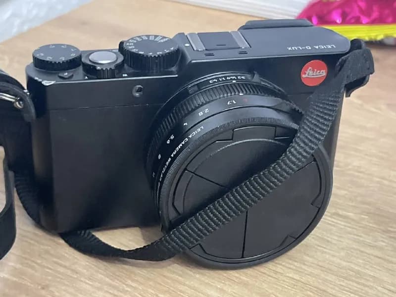 Leica d lux (109) — Тбилиси — 600 $