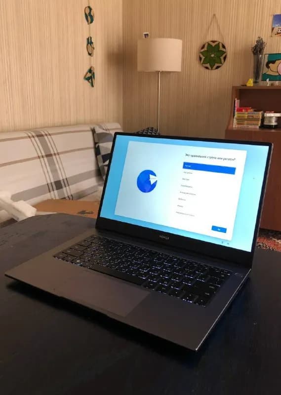 Honor Magic Book x 14. Intel core i3 Grey — Тбилиси — 1 ₾