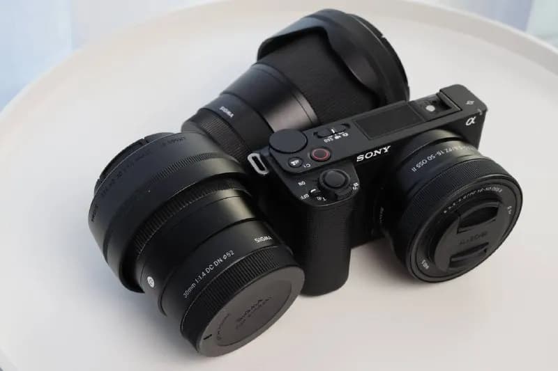 Sony zv-e10 ii с китовым объективом 16-50mm. Почти новая, практически не пользовался (хотел попробов — Батуми — 3 100 ₾