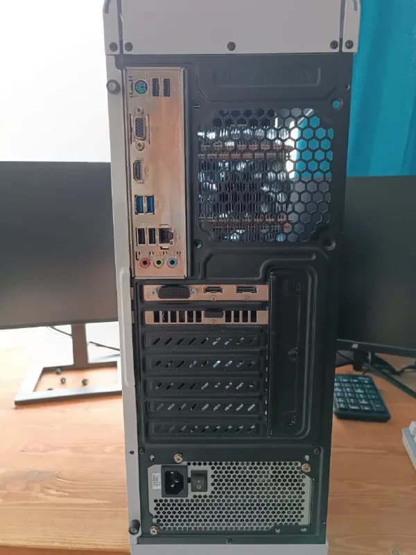 Intel Core i3-9100 — Тбилиси — 1 300 ₾